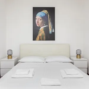 Apartment 1 Bedroom & 1 Living Apt - Duomo 5 
